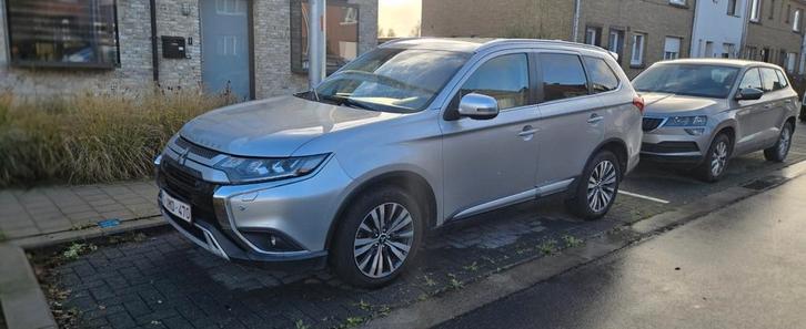 Mitsubishi Outlander SUW 7zetels 2021, 2l benzine, Auto's, Mitsubishi, Particulier, Outlander, ABS, Achteruitrijcamera, Adaptieve lichten