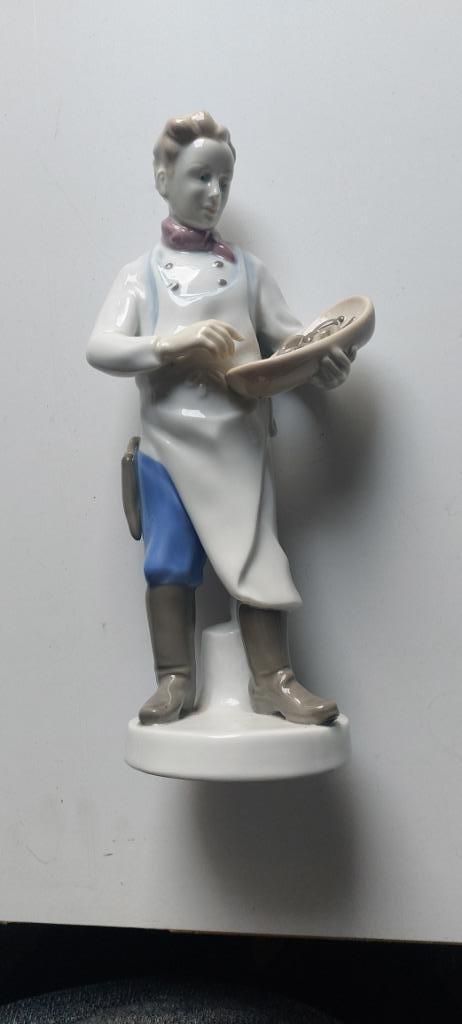 Figurine en porcelaine, Antiquités & Art, Antiquités | Porcelaine, Enlèvement ou Envoi