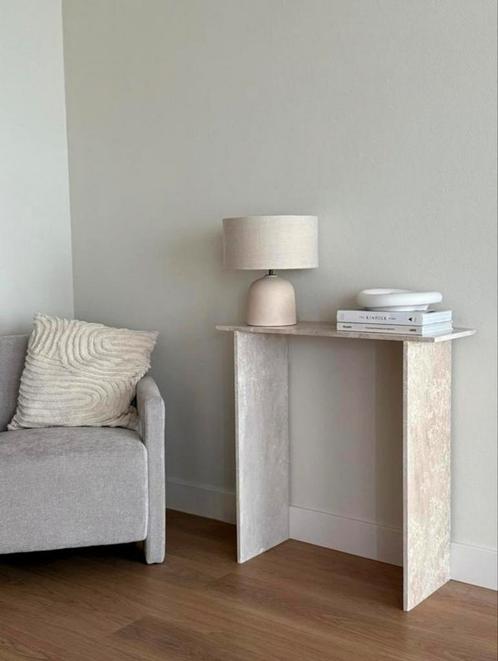 Vintage travertin side table, Huis en Inrichting, Tafels | Bijzettafels, Zo goed als nieuw, Ophalen