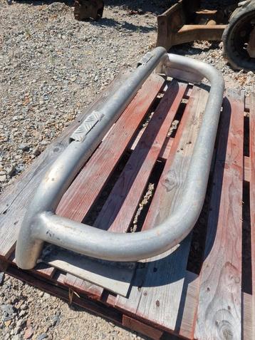 Bullbar voor vrachtwagen  beschikbaar voor biedingen