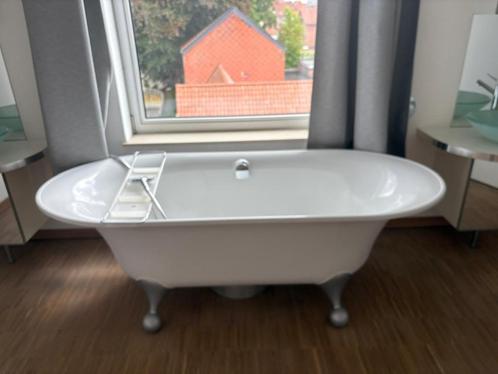 Vrijstaand bad quaryl ovaal (175x75) - Villeroy & Boch, Doe-het-zelf en Bouw, Sanitair, Zo goed als nieuw, Bad, Ophalen