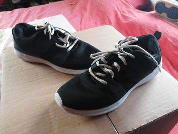Schoenen zwart merk gémo  – maat 39, Garçon ou Fille, Enlèvement ou Envoi, Utilisé, Gémo