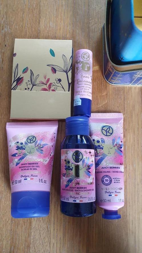 Yves Rocher gift set - Baies Délicieuses - Nog volledig nieu, Hobby en Vrije tijd, Overige Hobby en Vrije tijd, Nieuw, Ophalen