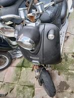 2 scooter voor opmaak of afbraak, Enlèvement