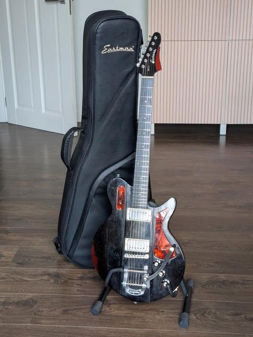 Eastman Juliet/v Bigsby zwart varnish, Muziek en Instrumenten, Snaarinstrumenten | Gitaren | Elektrisch, Gebruikt, Solid body