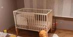 Babybed Ikea, Kinderen en Baby's, Kinderkamer | Bedden, Zo goed als nieuw, Ophalen