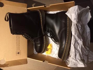 Dr Martens 1460 Smooth   black mt 43