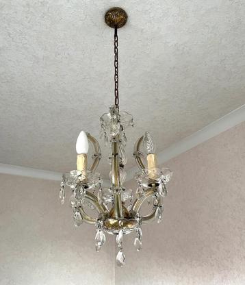 3 klassieke hanglamp verlichtingen beschikbaar voor biedingen