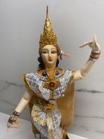 Handmade Thaise pop jaren ‘50 “tempel danseres”, Antiek en Kunst, Ophalen of Verzenden