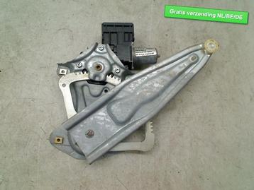 RAAMMECHANIEK ELEK RECHTS ACHTER C-HR (X1,X5) (69830F4010) beschikbaar voor biedingen