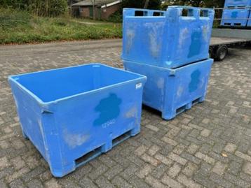 palletbox/hooibak/accubak/ijzerbak/kunststof/water/tub beschikbaar voor biedingen