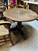 1 Table et 5 chaises anciennes à vendre, Enlèvement