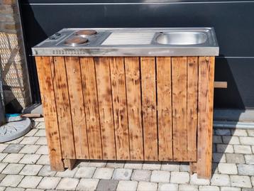 Buitenkeuken, koopplaat met wasbak, mancave, camping beschikbaar voor biedingen