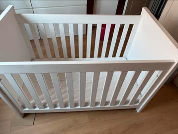 Babybedje bopita beschikbaar voor biedingen