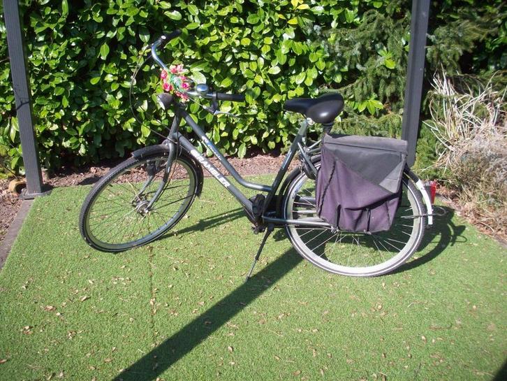 fiets damens, Fietsen en Brommers, Fietsen | Dames | Damesfietsen, Zo goed als nieuw, Ophalen