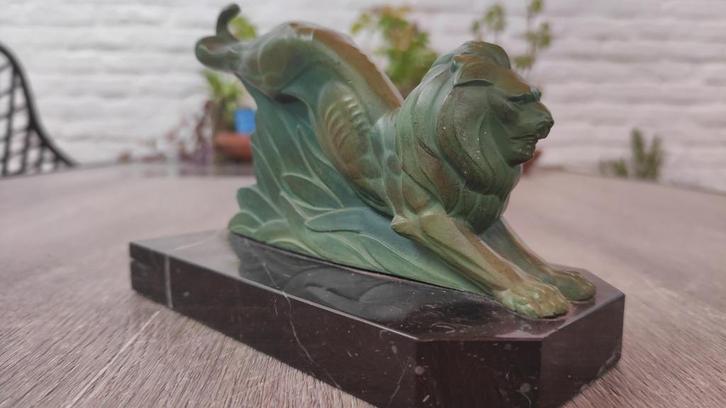 H.Moreau sculptuur Leeuw, Antiek en Kunst, Antiek | Keramiek en Aardewerk, Ophalen of Verzenden