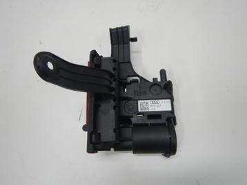 Audi A4 8W Stroomverdeler 8W0941823F beschikbaar voor biedingen