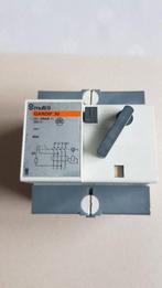 différentiel triphasé 380v, Bricolage & Construction, Électricité & Câbles, Enlèvement ou Envoi, Comme neuf, Autres types