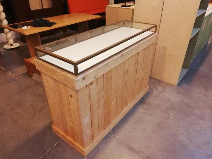 présentoir en cuivre, vitrine, bijoux, Articles professionnels, Aménagement de Bureau & Magasin | Commerce & Inventaire, Enlèvement