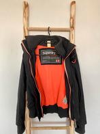 Zwart/oranje regenjas/windstopper Maat M Superdry, Maat 38/40 (M), Superdry, Zwart, Ophalen of Verzenden