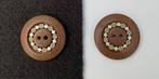 Bruine knopen met metalen inzetstuk - bloemen-2 gaten-22 mm, Ophalen of Verzenden