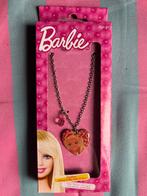 Collier Barbie avec 2 pendentifs/MATTEL, Bijoux, Sacs & Beauté, Bijoux pour enfant, Collier, Rose, Enlèvement ou Envoi, Neuf