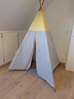 Ikea tipi met 2 vloermatten, Ophalen, Zo goed als nieuw