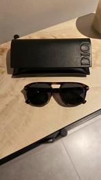 Lunettes de soleil Christian Dior, Enlèvement ou Envoi, Comme neuf, Lunettes