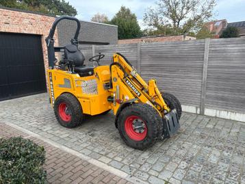 Knikmops KM180 beschikbaar voor biedingen