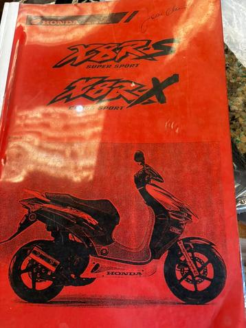 Brochure de présentation des Honda X8R et X8Rx, Enlèvement ou Envoi, Honda