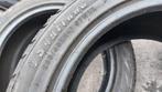 2 Pneus 235 45 17., Ophalen, Band(en)