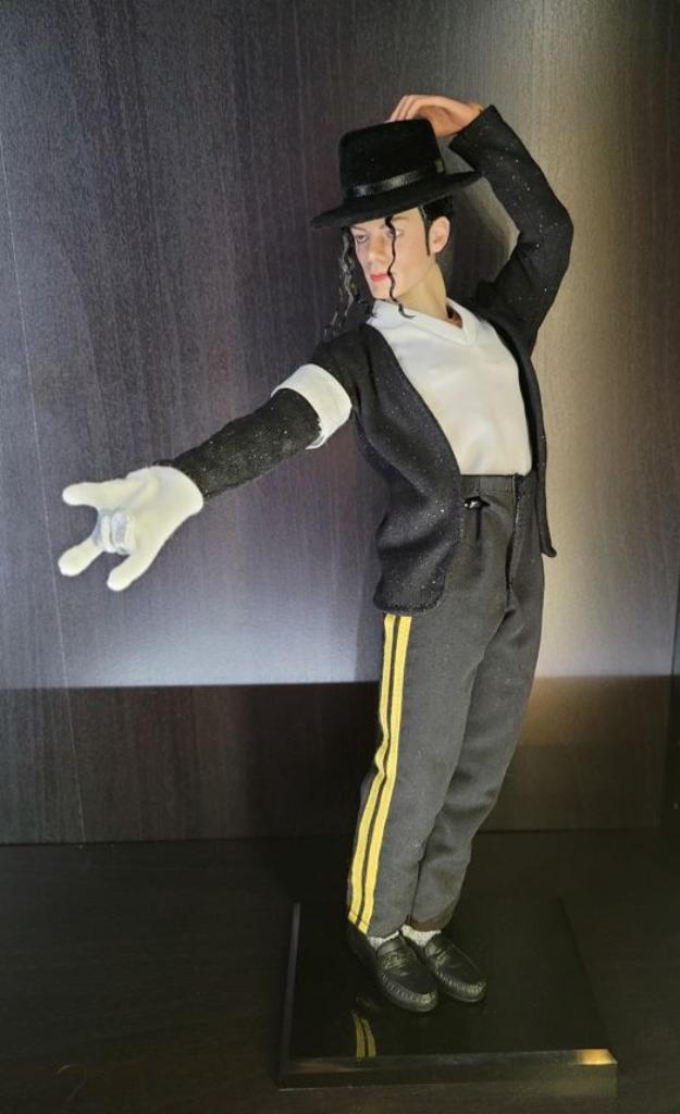 MICHAEL JACKSON FIGUUR 1:6 | MJ-King Of Pop-Zang-Entertainer, Verzamelen, Muziek, Artiesten en Beroemdheden, Zo goed als nieuw