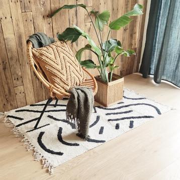 Scandinavische mat/tapijt/vloerkleed zwart wit beschikbaar voor biedingen