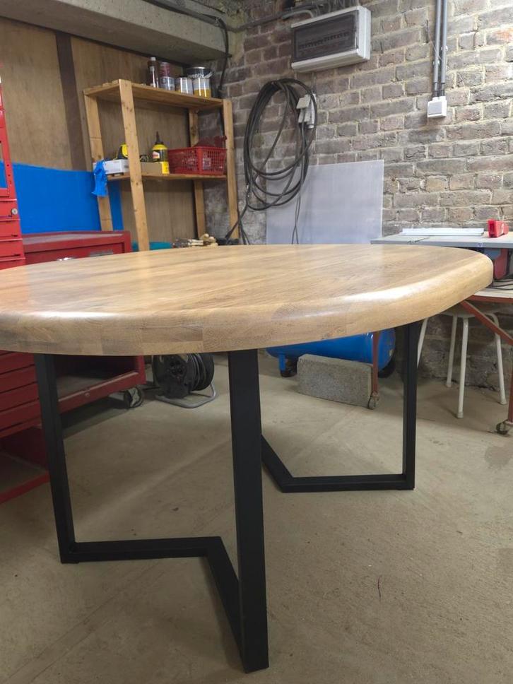 Table en Chêne Massif, Maison & Meubles, Tables | Tables mange-debout, Comme neuf, Enlèvement