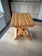 Houten krukje/ bijzet tafeltje, Ophalen, Zo goed als nieuw