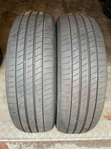 2 pneus d'été Michelin 195-55-20 
