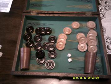 Bordspel: complete backgammon in zeer goede staat