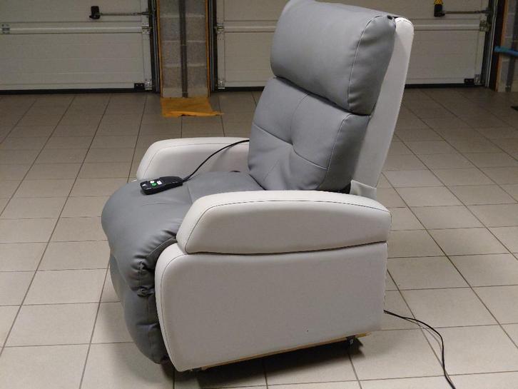 Fauteuil releveur COSY gris anthracite, Huis en Inrichting, Fauteuils, Zo goed als nieuw, Kunststof, Ophalen