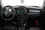 MINI Cooper 1.5i COOPER - NAVI - LED - LEDER - PANODAK - CO, Auto's, Mini, Parkeersensor, Bedrijf, 5 deurs, Cooper