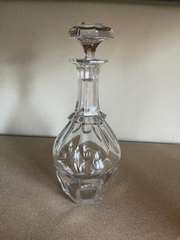 glazen karaffen beschikbaar voor biedingen