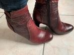 Enkellaarsjes Tamaris 39 Bordeaux leer, Kleding | Dames, Schoenen, Ophalen of Verzenden