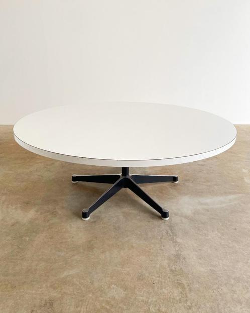 Une table basse vintage Charles & Ray Eames ? 105 cm de larg, Maison & Meubles, Tables | Tables de salon, Utilisé, Moins de 50 cm