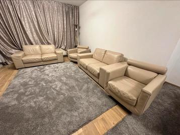 Natuzzi zetels beschikbaar voor biedingen