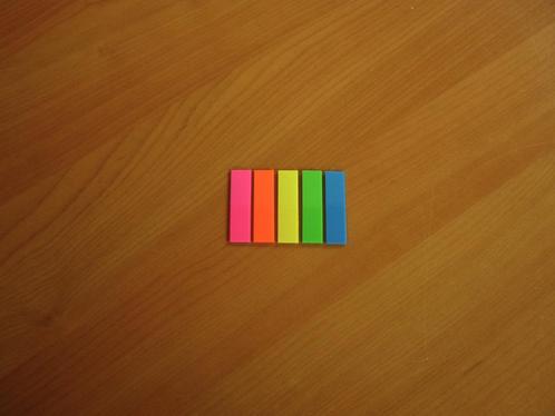 5 kleuren mat transparante fluo sticky bookmarkers pagemarke, Diversen, Schoolbenodigdheden, Ophalen of Verzenden
