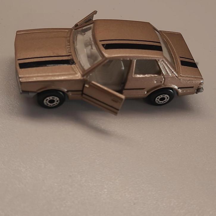 MATCHBOX SUPERFAST UK nr.55*FORD CORTINA*VINTAGE*1979*, Hobby en Vrije tijd, Modelauto's | 1:87, Zo goed als nieuw, Auto, Matchbox