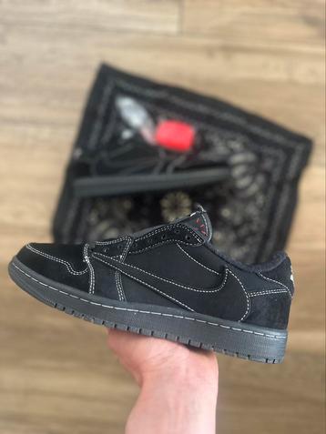 Travis scott phantoms 41 beschikbaar voor biedingen
