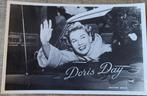 Oude postkaart: zangeres Doris Day, Verzamelen, Ophalen of Verzenden, Gebruikt, Foto of Kaart