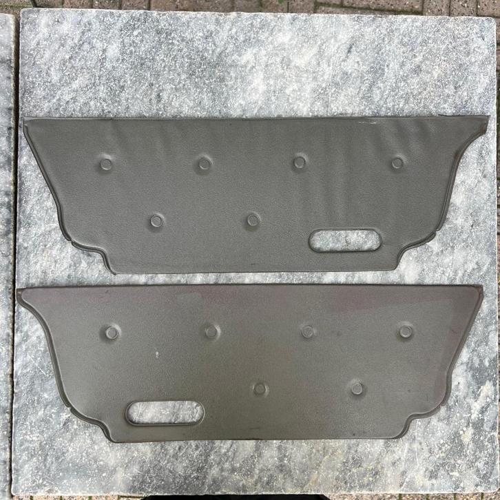 VW Kever paar Kick Panels 1962 Alleen grijs 08/1961-12/1962, Auto diversen, Auto-accessoires, Gebruikt, Ophalen of Verzenden