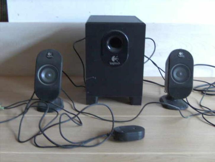 Haut-parleur Logitech X210, Audio, Tv en Foto, Luidsprekerboxen, Ophalen of Verzenden