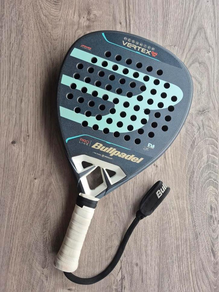 Padelracket | Bullpadel Vertex 04 W 2024, Sport en Fitness, Padel, Ophalen of Verzenden